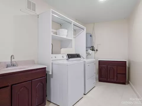 135 Brancer Dr, Mars Hill, NC 28754 photo 30