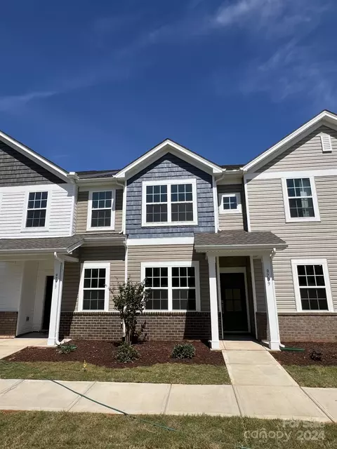9658 Old Garden Cir, Gastonia, NC 28056