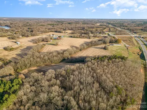 2713 Morgan Mill Rd, Monroe, NC 28110 photo 5
