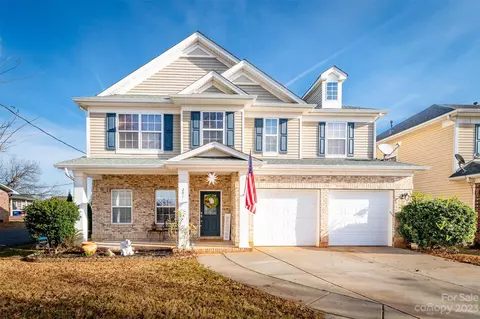 201 E Waterlynn Rd, Mooresville, NC 28117