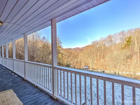 105 Delda Ln, Mars Hill, NC 28754 photo 4