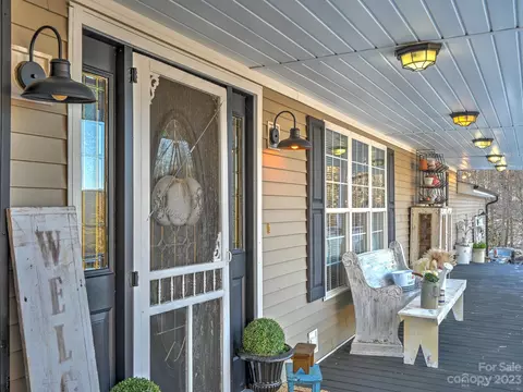 105 Delda Ln, Mars Hill, NC 28754 photo 3