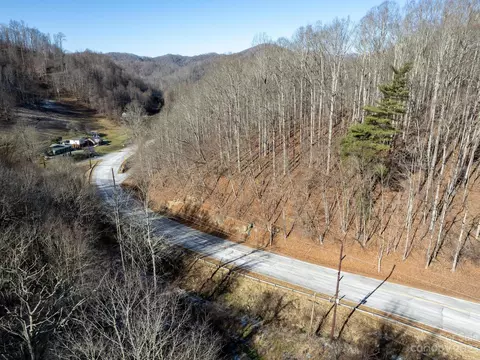 105 Delda Ln, Mars Hill, NC 28754 photo 32