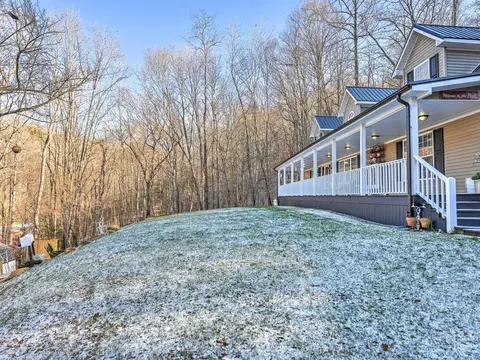 105 Delda Ln, Mars Hill, NC 28754 photo 5