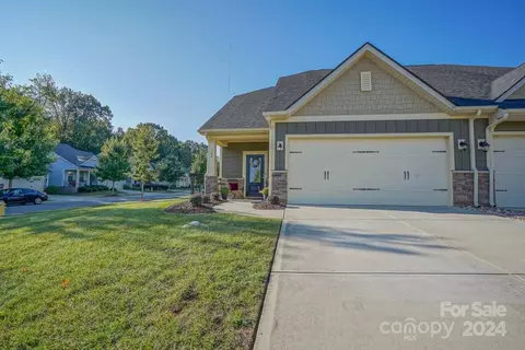 164 Johnson Manor St, Mooresville, NC 28115