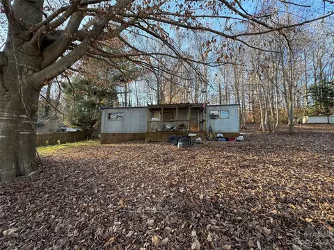 102 Running Pl, Mount Holly, NC 28120