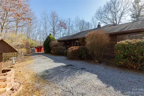 815 Old Toxaway Rd, Brevard, NC 28712