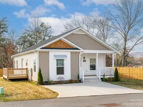 103 Bellamy Rd, Asheville, NC 28806