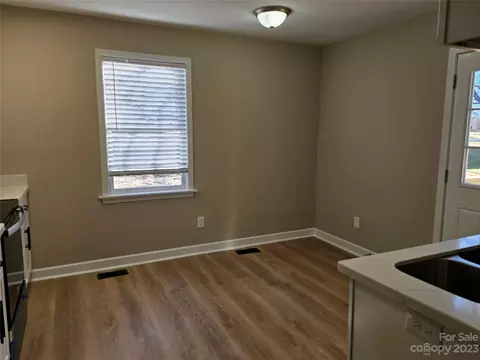 1061 Grace Ave, Lancaster, SC 29720 photo 10
