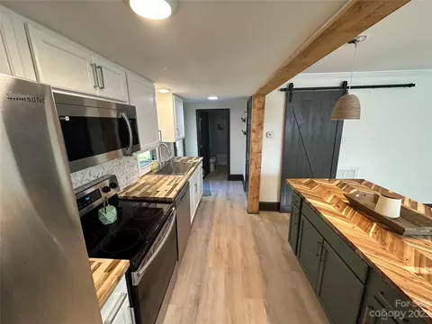 914 Taylor St, Kannapolis, NC 28083 photo 8