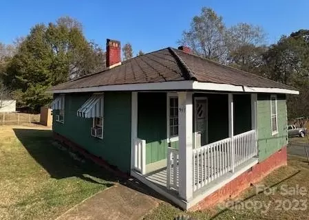 557 Patterson St, Cramerton, NC 28032