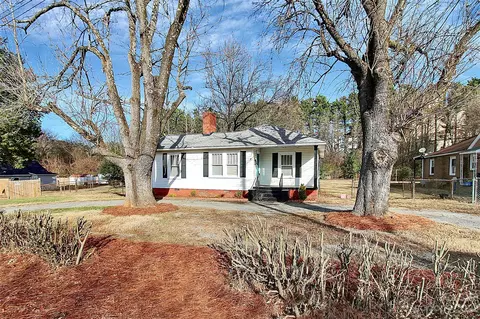 828 Wabash Ave, Charlotte, NC 28208