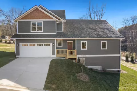 107 Ellis Ln, Arden, NC 28704