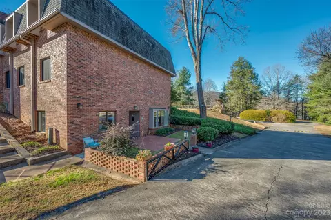 305 Grady Avnu Ave #E, Tryon, NC 28782 photo 1