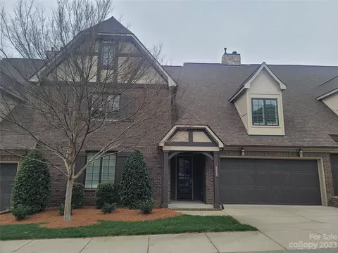 6222 Fletcher Cir, Charlotte, NC 28226