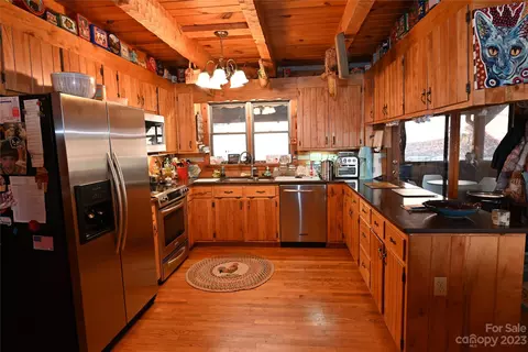 105 Hunter Dr, Boone, NC 28607 photo 11