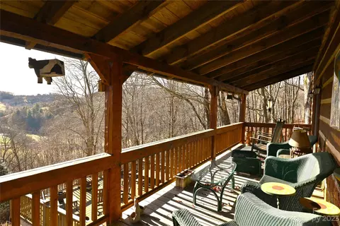 105 Hunter Dr, Boone, NC 28607 photo 6