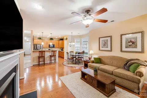1037 Peridot Dr, Fort Mill, SC 29708 photo 11
