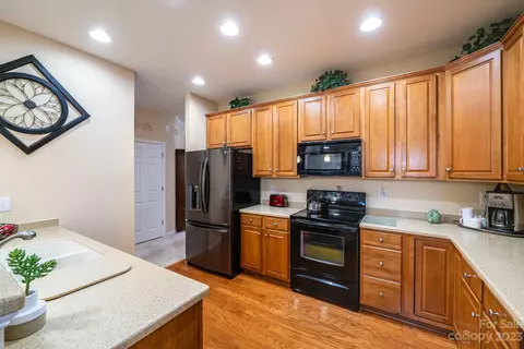 1037 Peridot Dr, Fort Mill, SC 29708 photo 6
