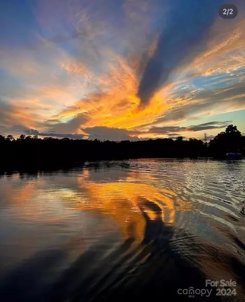 205 Riverfront Dr, Belmont, NC 28012