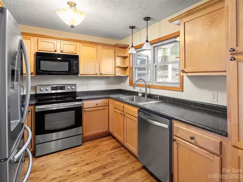 38 Rutledge Rd, Fletcher, NC 28732 photo 11