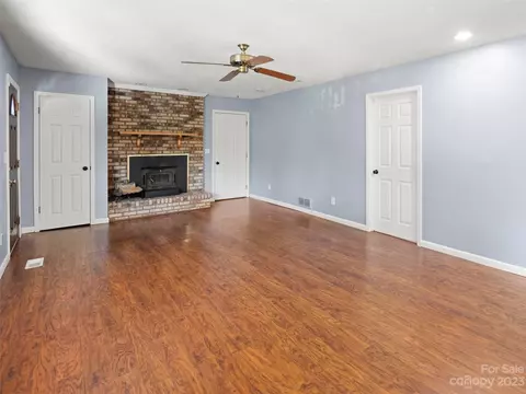 38 Rutledge Rd, Fletcher, NC 28732 photo 6