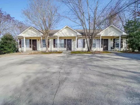 1216 Bringle Ferry Rd, Salisbury, NC 28144