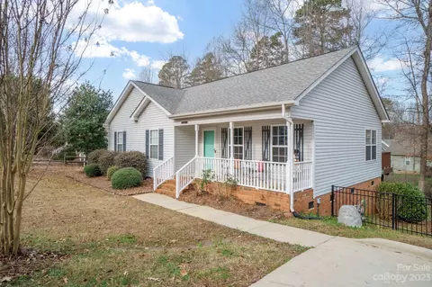 1022 Warpers Ln, Fort Mill, SC 29715