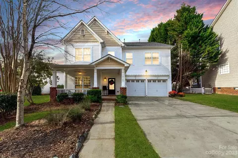10508 Quarrier Dr, Cornelius, NC 28031