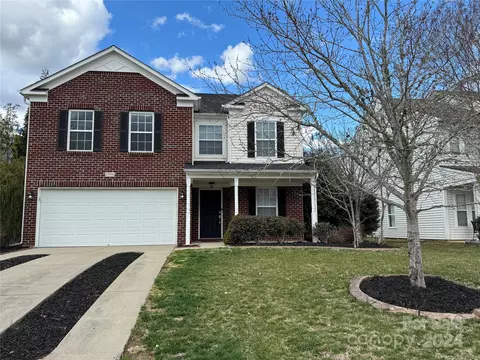 13906 Lawrence Farm Ln, Charlotte, NC 28278