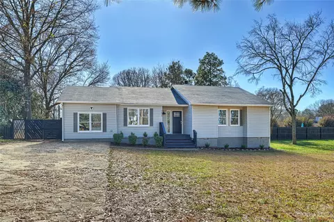 1621 Brook Dr, Fort Mill, SC 29708