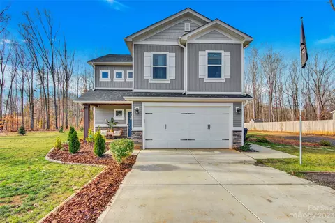 1092 Bethesda Rd, Statesville, NC 28677