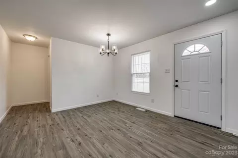 952 13th St, Lancaster, SC 29720 photo 4