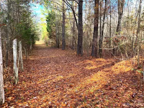 5120 Tabernacle Rd, Lancaster, SC 29720 photo 3