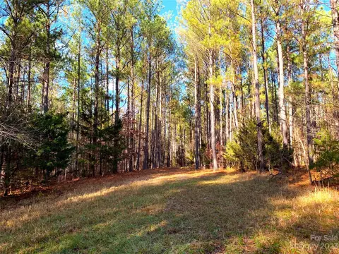5120 Tabernacle Rd, Lancaster, SC 29720 photo 4