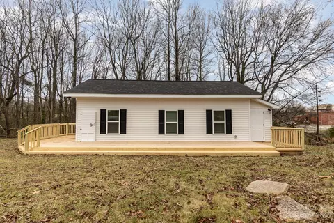 504 N Styers St, Cherryville, NC 28021