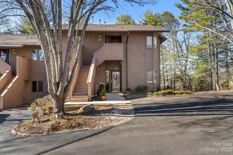 305 Piney Mountain M2 Dr #M2, Asheville, NC 28805