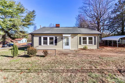 826 Radio Rd, Statesville, NC 28677