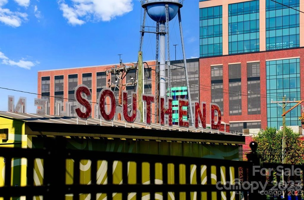 310 Arlington 221 Ave Unit 221  