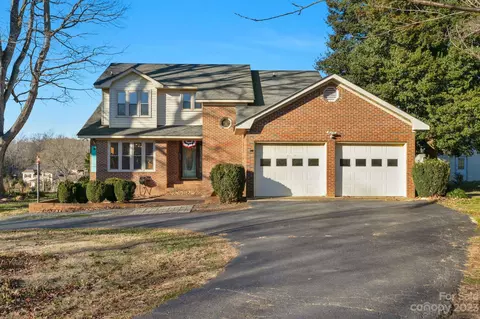 3708 Parkwood School Rd, Monroe, NC 28112