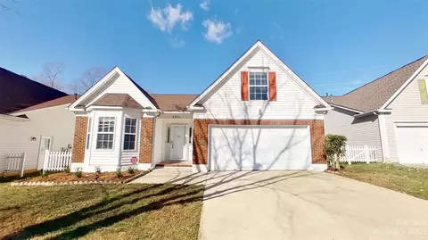 8529 Filbert Ln, Charlotte, NC 28215