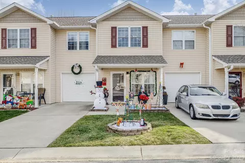 46 Chesire Way, Fletcher, NC 28732