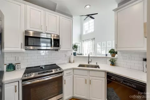 540 Pine Links Dr, Tega Cay, SC 29708 photo 10