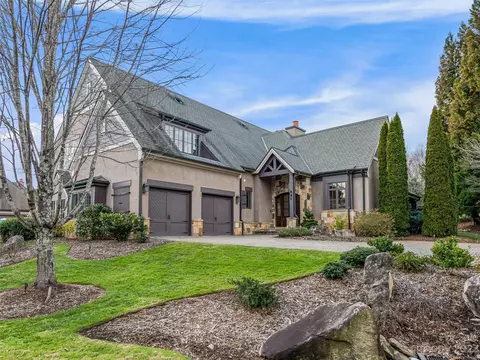 581 Walnut Valley Pkwy, Arden, NC 28704
