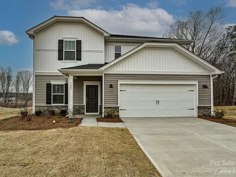 1623 Baymont Ct, Stanley, NC 28164
