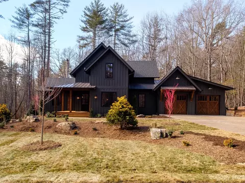 518 Mountain Brook Trl, Brevard, NC 28712