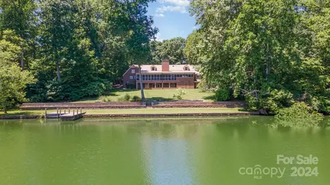5409 Shoreview Dr, Concord, NC 28025 photo 7