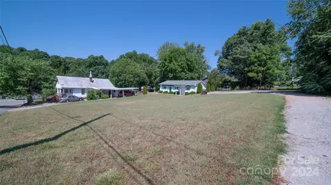 101 Rockett St, Morganton, NC 28655