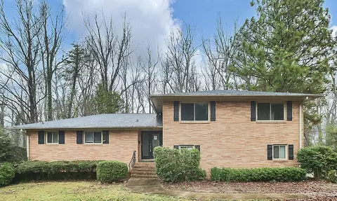 4456 Meridian Dr, Charlotte, NC 28216