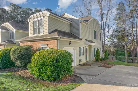 4808 Whistling Oak Ct, Charlotte, NC 28269